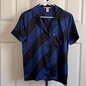 Victoria Secret Sleep Shirt XS